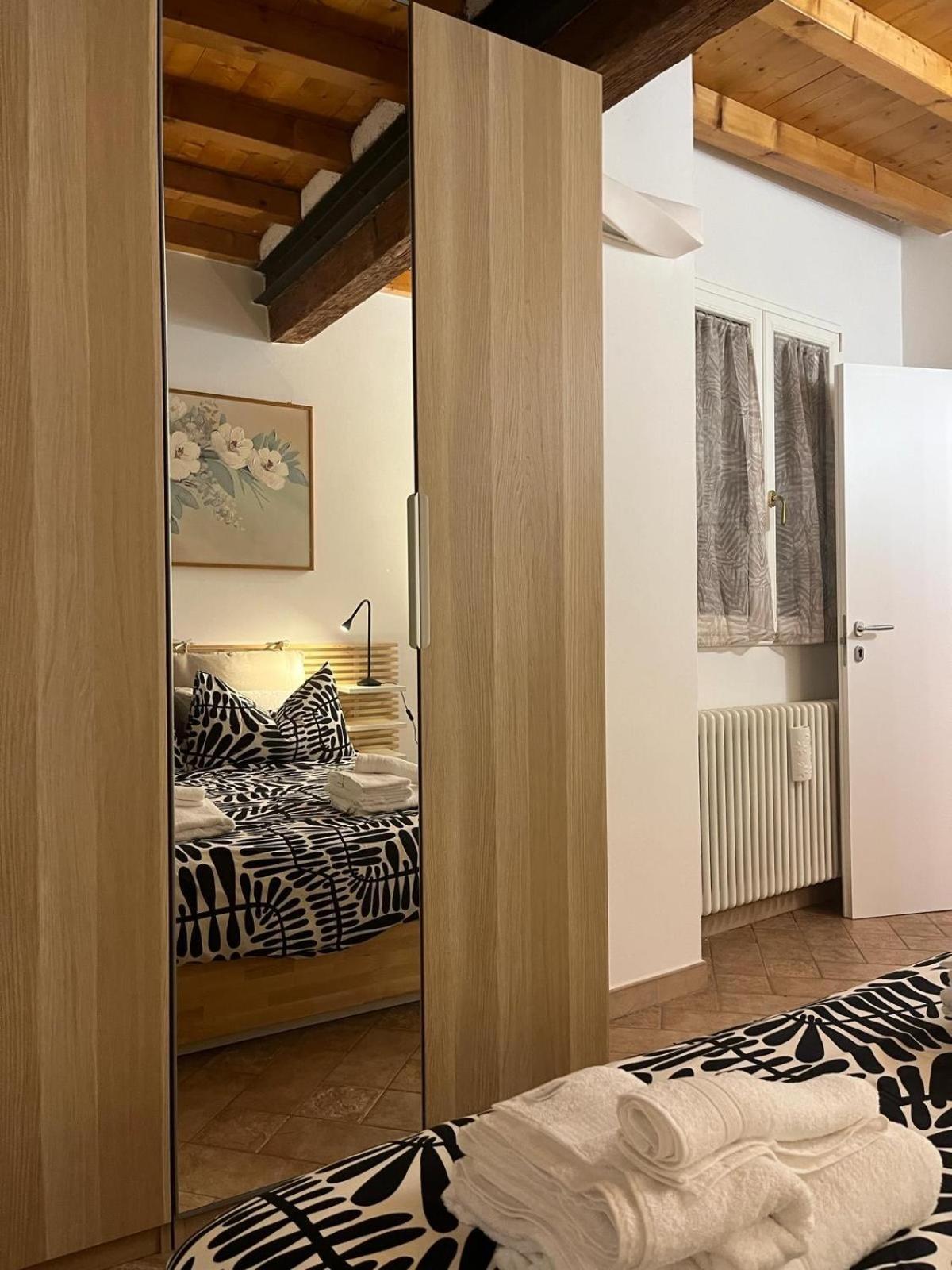 Апартаменты Casa Vacanze Myrasol Болонья Экстерьер фото